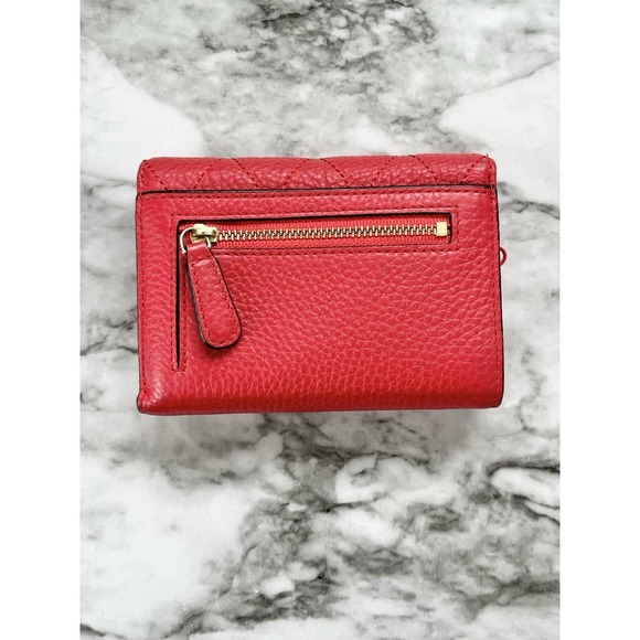 Vera Bradley Leather Riley Compact Wallet Canyon Sunset Red Quilted - Picture 2 of 13